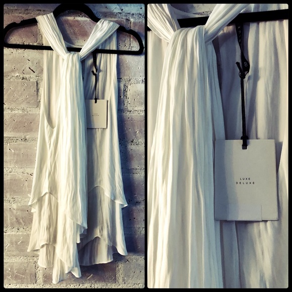 LUXE DELUXE 🐚 Look Twice Double Layer Singlet NWT - Picture 3 of 3